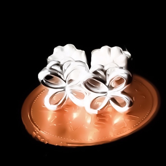 925 Sterling Silver Tiny Butterfly Stud Earrings - Picture 4 of 9